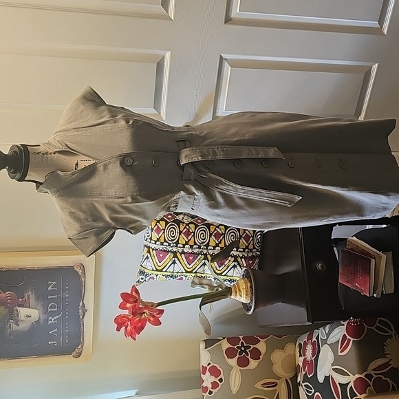 Calvin Klein Dresses & Skirts - Calvin Klein Claassic Dress, Cap Sleeve, Belted, Gray.  Women's, Size 4P